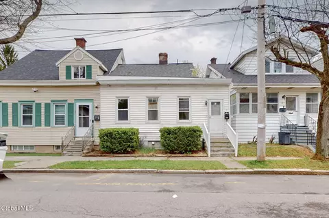 21 Moore St, Albany, NY 12202