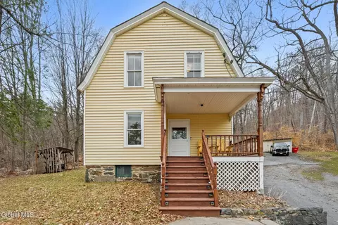 8121 Lakeshore Dr, Silver Bay, NY 12874