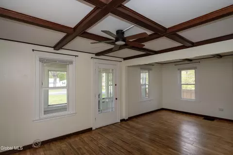 Living - 84 Pashley Rd, Glenville, NY 12302 photo 2 of 3