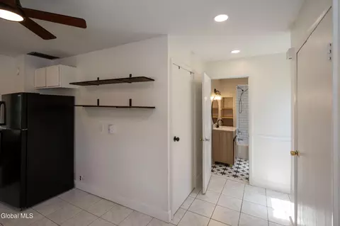 Entry Way - 84 Pashley Rd, Glenville, NY 12302 photo 1 of 1