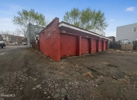 40 Second Avenue # 38, Albany, NY 12202