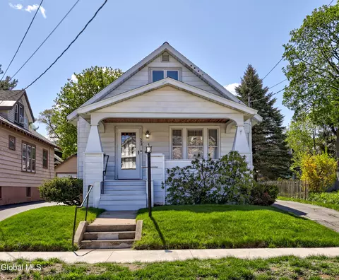 542 Rankin Ave, Schenectady, NY 12308