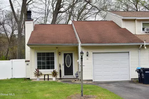 141 Tallow Wood Dr, Clifton Park, NY 12065