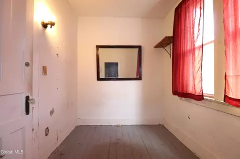 Bedroom - 10 Daggett Ter, Schenectady, NY 12307 photo 3 of 9