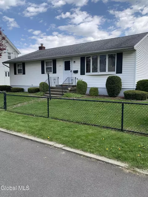 15 Wright St, Amsterdam, NY 12010