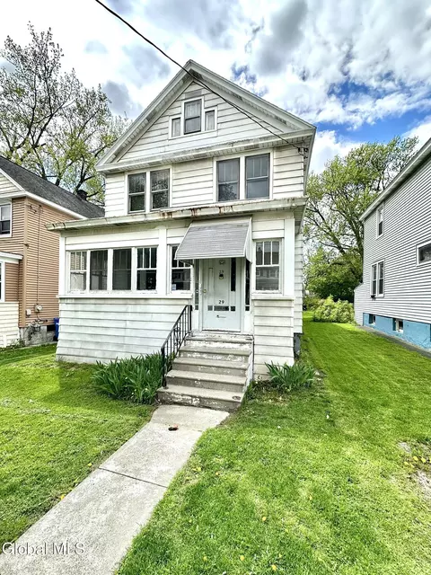 29 Bogart Ter, Albany, NY 12202