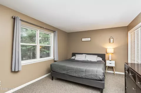 Bedroom - 39 Woodthrush Ct, Ballston Spa, NY 12020 photo 2 of 8