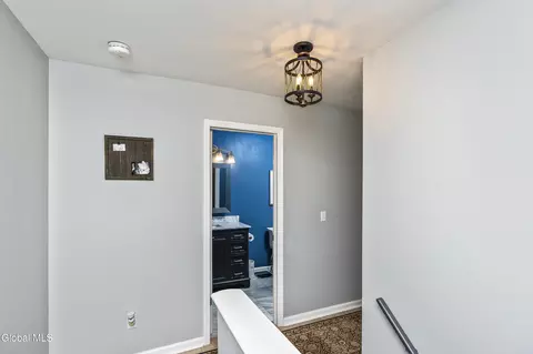 Entry Way - 39 Woodthrush Ct, Ballston Spa, NY 12020 photo 3 of 3