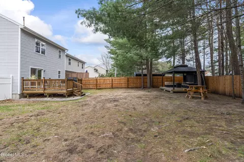 Exterior - 39 Woodthrush Ct, Ballston Spa, NY 12020 photo 11 of 12
