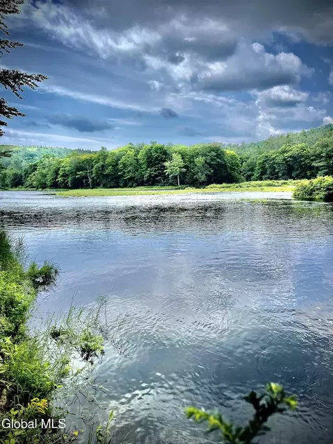 719 Ny-30, Hope, NY 12134