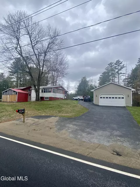 504 Angel Rd, Corinth, NY 12822