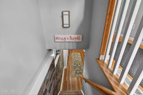 Entry Way - 41 Salem Rd, Delmar, NY 12054 photo 13 of 16