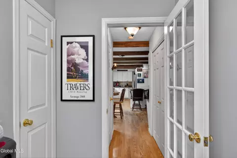 Entry Way - 41 Salem Rd, Delmar, NY 12054 photo 9 of 16
