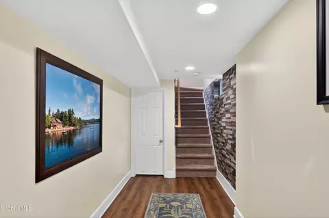 Entry Way - 41 Salem Rd, Delmar, NY 12054 photo 15 of 16