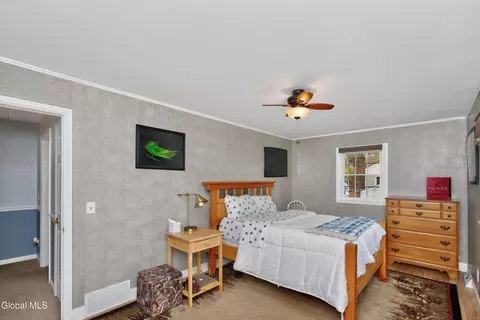 Bedroom - 41 Salem Rd, Delmar, NY 12054 photo 4 of 13