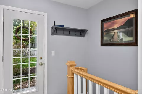 Entry Way - 41 Salem Rd, Delmar, NY 12054 photo 12 of 16