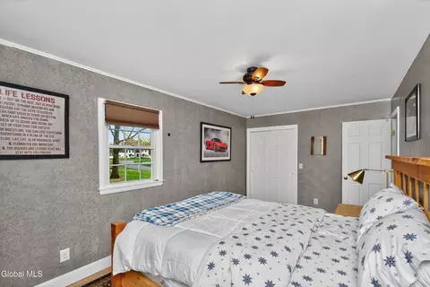 Bedroom - 41 Salem Rd, Delmar, NY 12054 photo 5 of 13