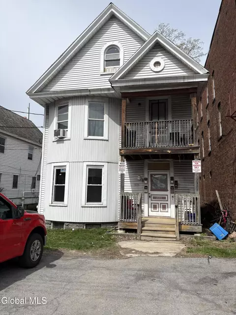 1521 Van Vranken Ave, Schenectady, NY 12308