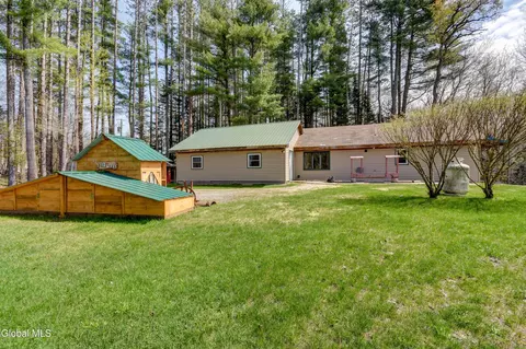 112 Bliss Rd, Dolgeville, NY 13329