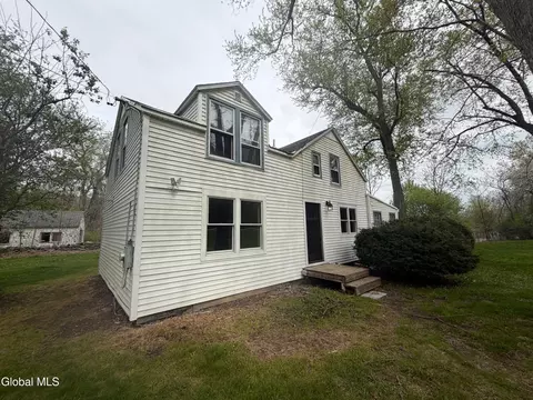 200 State Highway 5s, Pattersonville, NY 12137