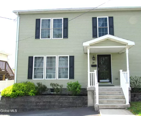30 Peach St, Cohoes, NY 12047