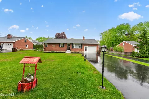 104 Marjorie Dr, Albany, NY 12203