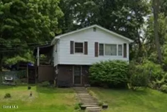 46 Mill St, Broadalbin, NY 12025