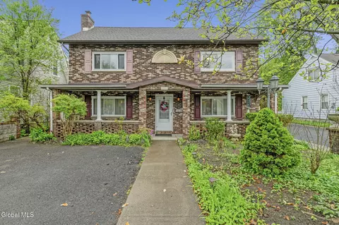 3206 Guilderland Ave, Schenectady, NY 12306