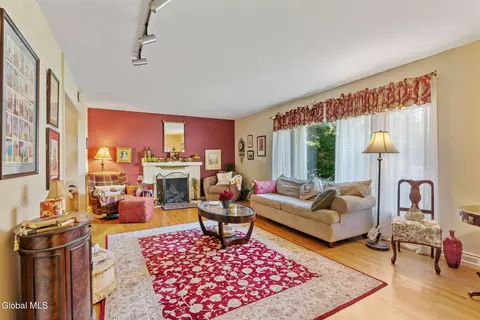 Living - 1226 Hempstead Rd, Schenectady, NY 12309 photo 1 of 7