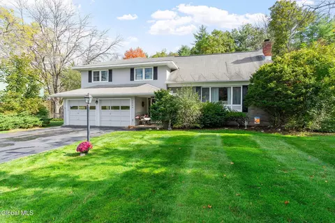 Exterior - 1226 Hempstead Rd, Schenectady, NY 12309 photo 3 of 17