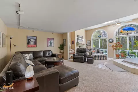 Living - 1226 Hempstead Rd, Schenectady, NY 12309 photo 6 of 7