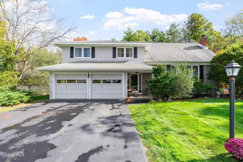 1226 Hempstead Rd, Schenectady, NY 12309