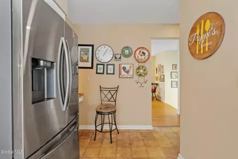 Kitchen - 1226 Hempstead Rd, Schenectady, NY 12309 photo 2 of 3