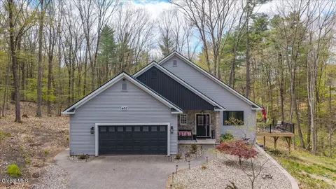 652 Bruno Rd, Clifton Park, NY 12065