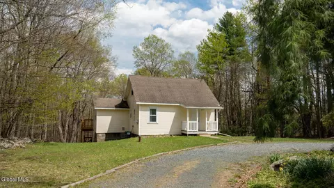 300 Josh Hall Pond Rd, Petersburgh, NY 12138