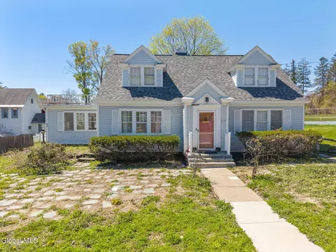 137 Washington Ave, Cobleskill, NY 12043
