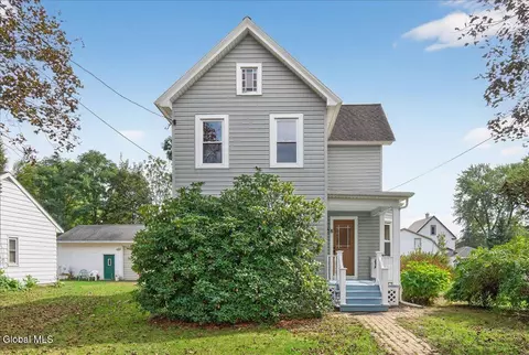 8 Orchard St, Rotterdam Junction, NY 12150