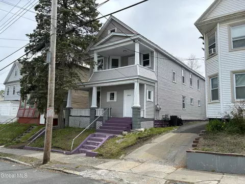 1027 2nd Ave, Schenectady, NY 12303