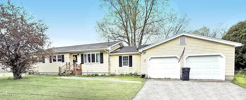 23 Thomas Rd, Fort Ann, NY 12827