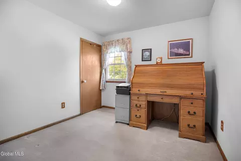 Other - 243 Shereen Ct, Schenectady, NY 12304 photo 5 of 12