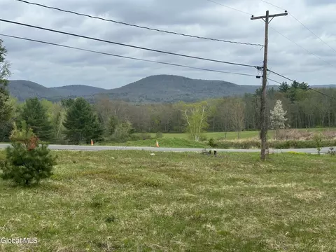 336 Presbyterian Hill Rd, Stephentown, NY 12168