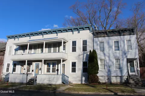 7-11 Forbes Ave, Rensselaer, NY 12144