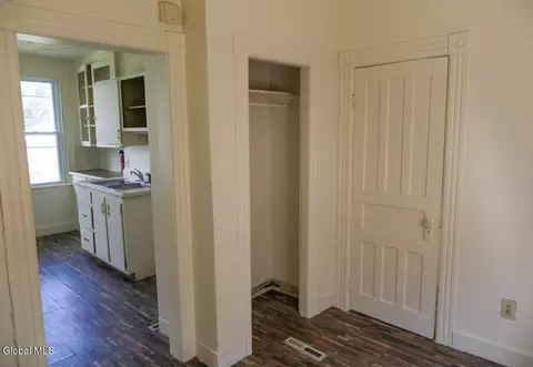Entry Way - 815 Davis Ter, Schenectady, NY 12303 photo 1 of 1