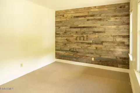 Bedroom - 815 Davis Ter, Schenectady, NY 12303 photo 1 of 2