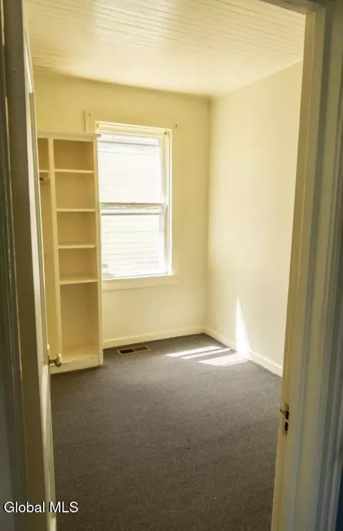 Bedroom - 815 Davis Ter, Schenectady, NY 12303 photo 2 of 2