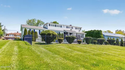 116 E Skyline Dr, Palatine Bridge, NY 13428