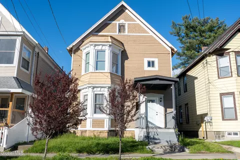 205 Victory Ave, Schenectady, NY 12307