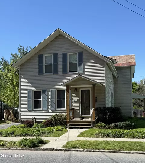 30 Lexington Ave, Glens Falls, NY 12801