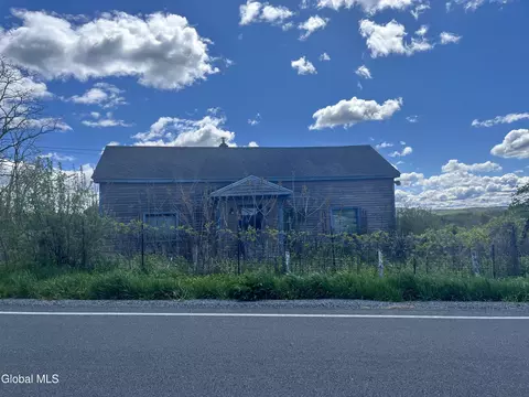 1884 County Route 43, Fort Edward, NY 12828