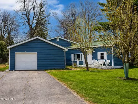 12 Cline Dr, Massena, NY 13662